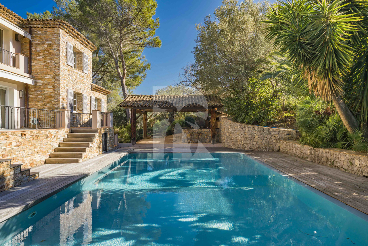 villa in Mougins : Rent this lovely villa in a quiet area in Mougins. - Photo 9