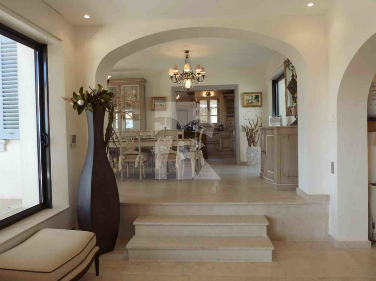 villa in St Tropez : Rent this lovely provencal property in Les Marres for 12 guests. - Photo 8