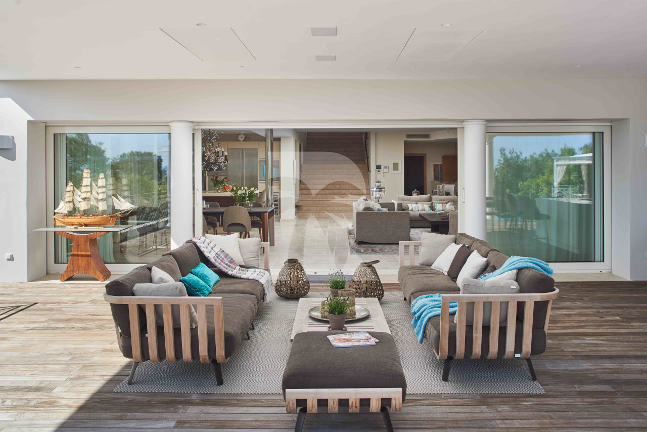 villa in Cannes : Rent this lovely family villa up to the hill in Cannes in a private domain. - Photo 6