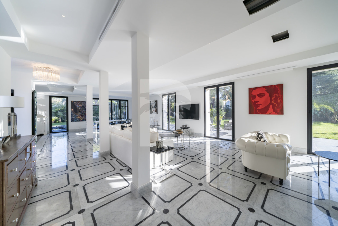 villa in Saint-Jean-Cap-Ferrat : Rent this modern villa with 4 bedroom in Saint Jean Cap Ferrat. - Photo 11