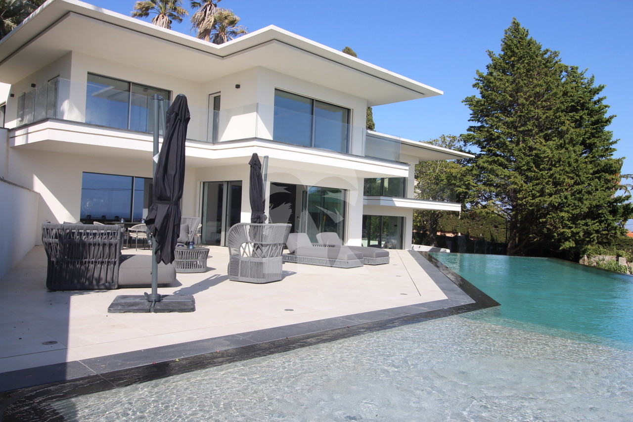 villa in Cannes : Rent this brand new villa located in the residential area of Super Cannes. - Photo 3