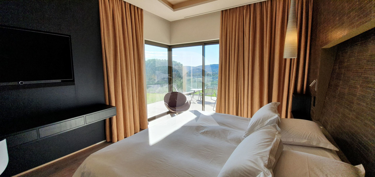 villa in St Tropez : Rent this modern villa ideally located close to Pampelonne beach - Photo 10