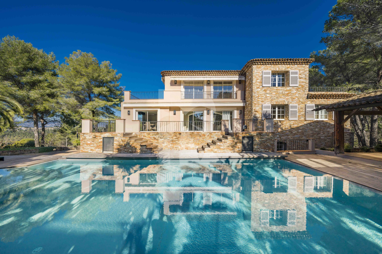 villa in Mougins : Rent this lovely villa in a quiet area in Mougins. - Photo 4
