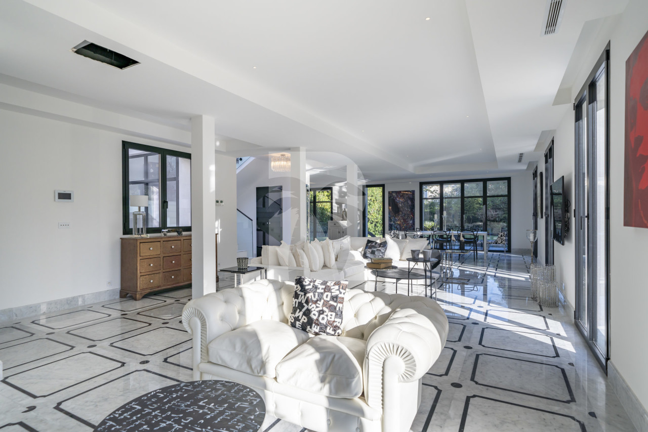 villa in Saint-Jean-Cap-Ferrat : Rent this modern villa with 4 bedroom in Saint Jean Cap Ferrat. - Photo 12
