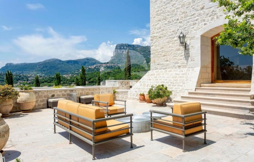 villa in Vence : Rent this magnificent castle with panoramic views - Photo 3