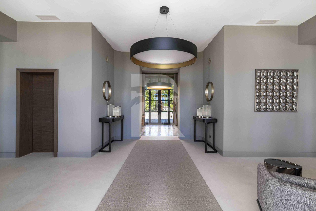 villa in St Tropez : Rent this extraordinary villa located within a vast private park - Photo 6