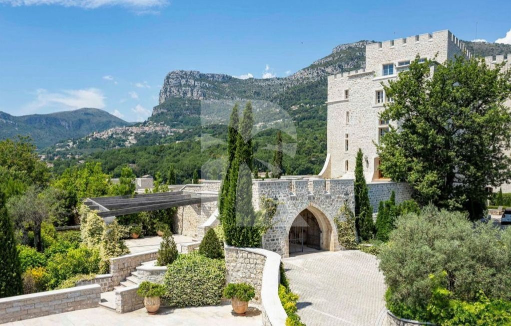 villa in Vence : Rent this magnificent castle with panoramic views - Photo 4