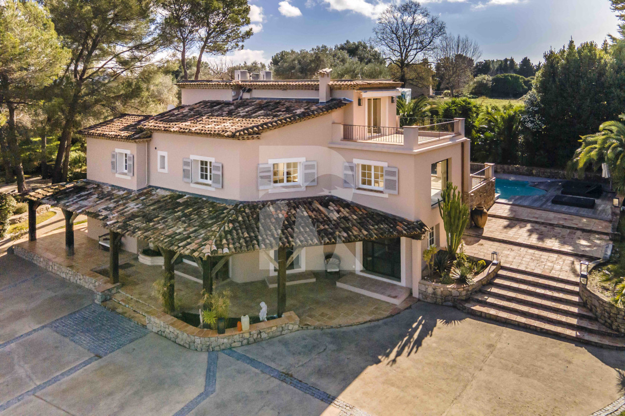 villa in Mougins : Rent this lovely villa in a quiet area in Mougins. - Photo 0