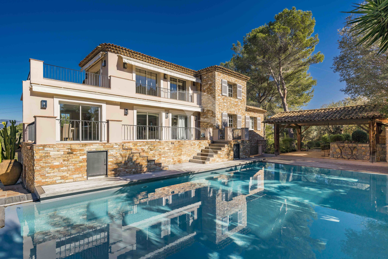 villa in Mougins : Rent this lovely villa in a quiet area in Mougins. - Photo 2