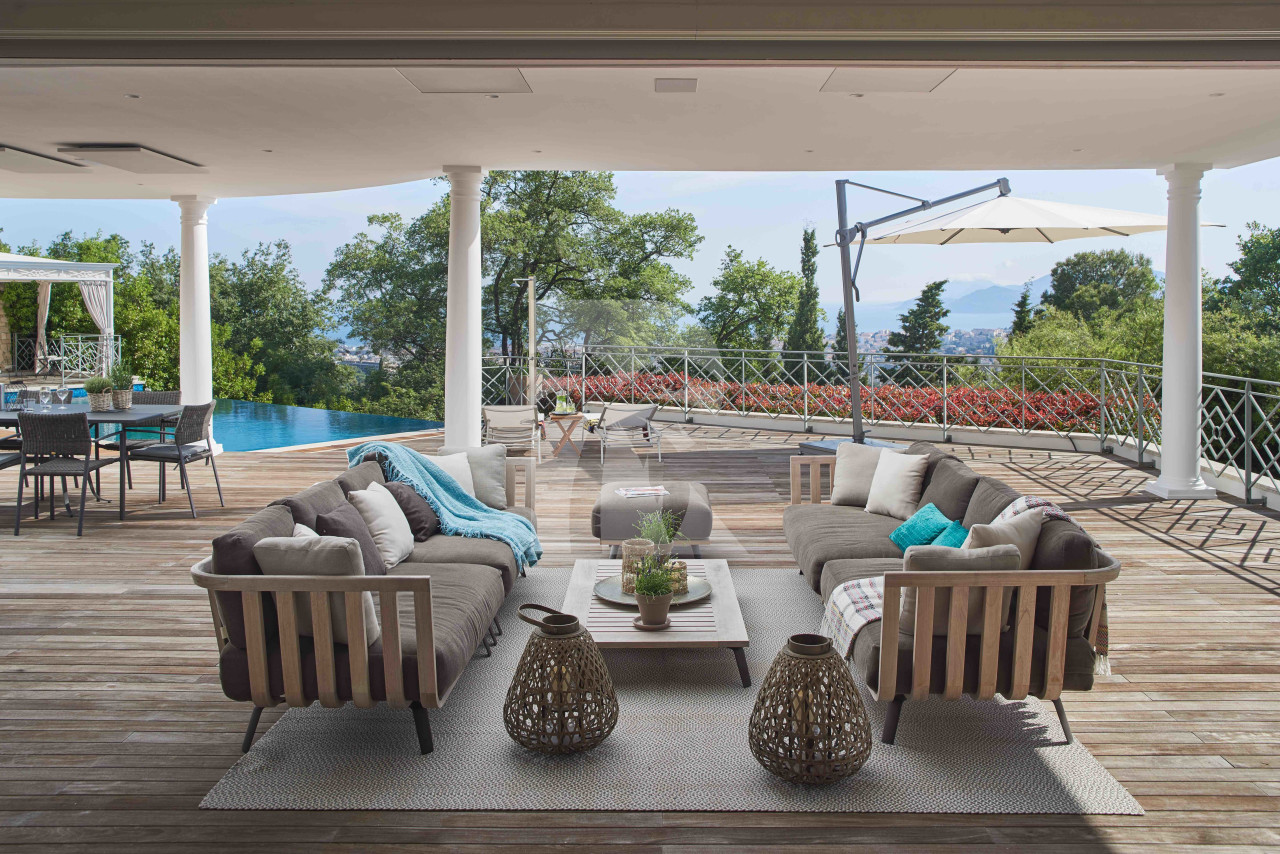 villa in Cannes : Rent this lovely family villa up to the hill in Cannes in a private domain. - Photo 4