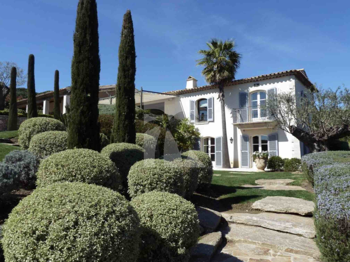 villa in St Tropez : Rent this lovely provencal property in Les Marres for 12 guests. - Photo 0