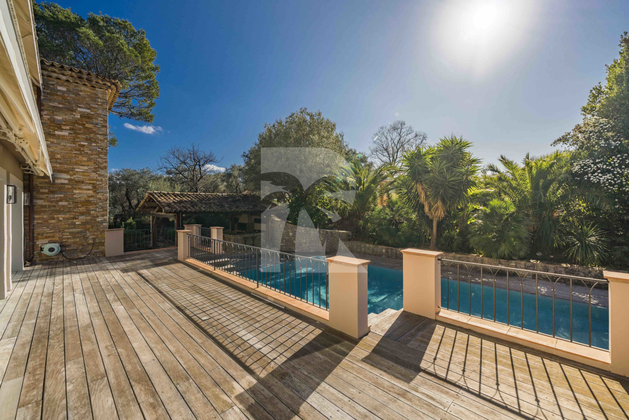 villa in Mougins : Rent this lovely villa in a quiet area in Mougins. - Photo 7