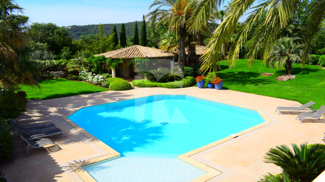villa in St Tropez : Rent this lovely family villa located near the city center - Photo 5
