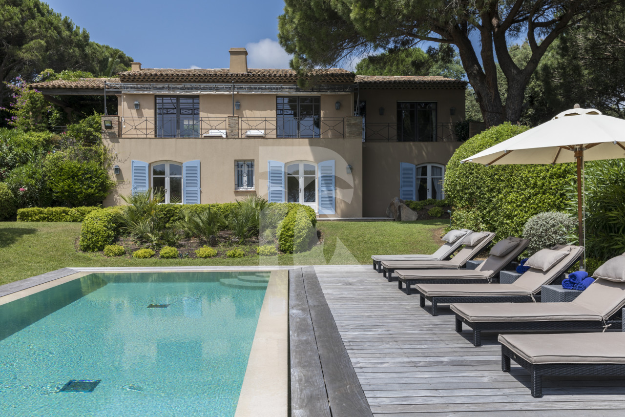 villa in St Tropez : Rent this lovely villa within walking distance to the beach of Pampelonne - Photo 0