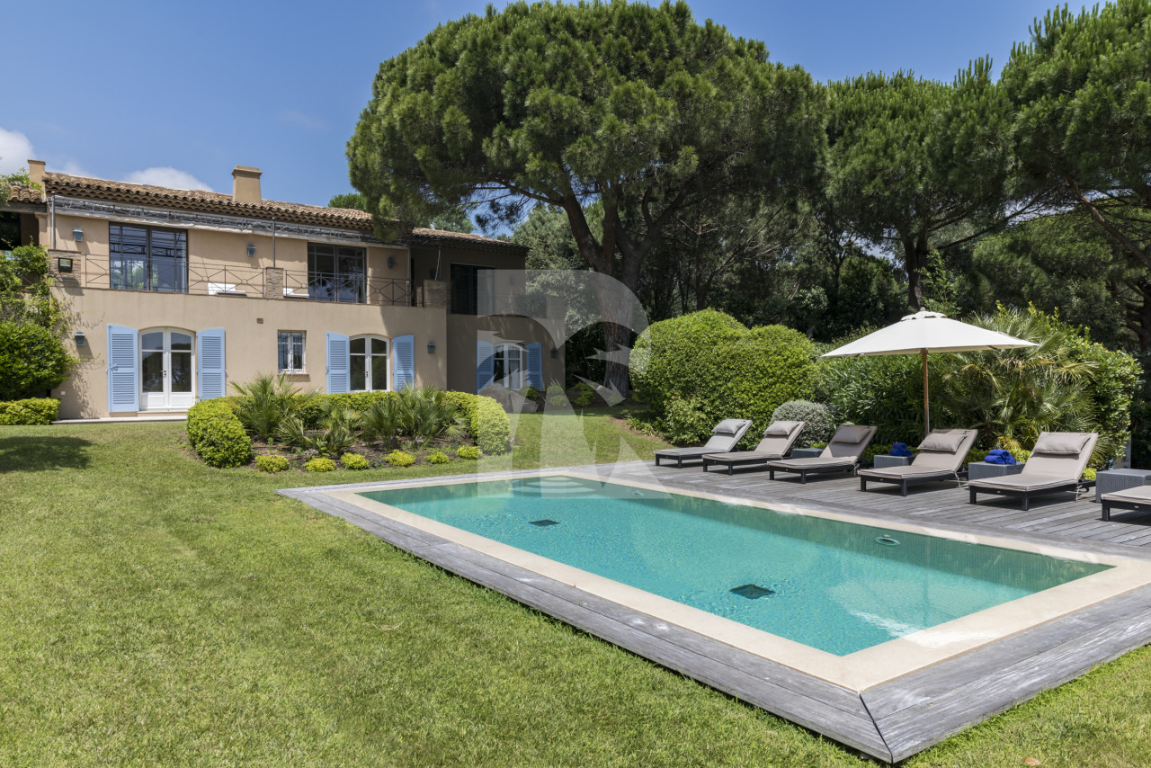 villa in St Tropez : Rent this lovely villa within walking distance to the beach of Pampelonne - Photo 12