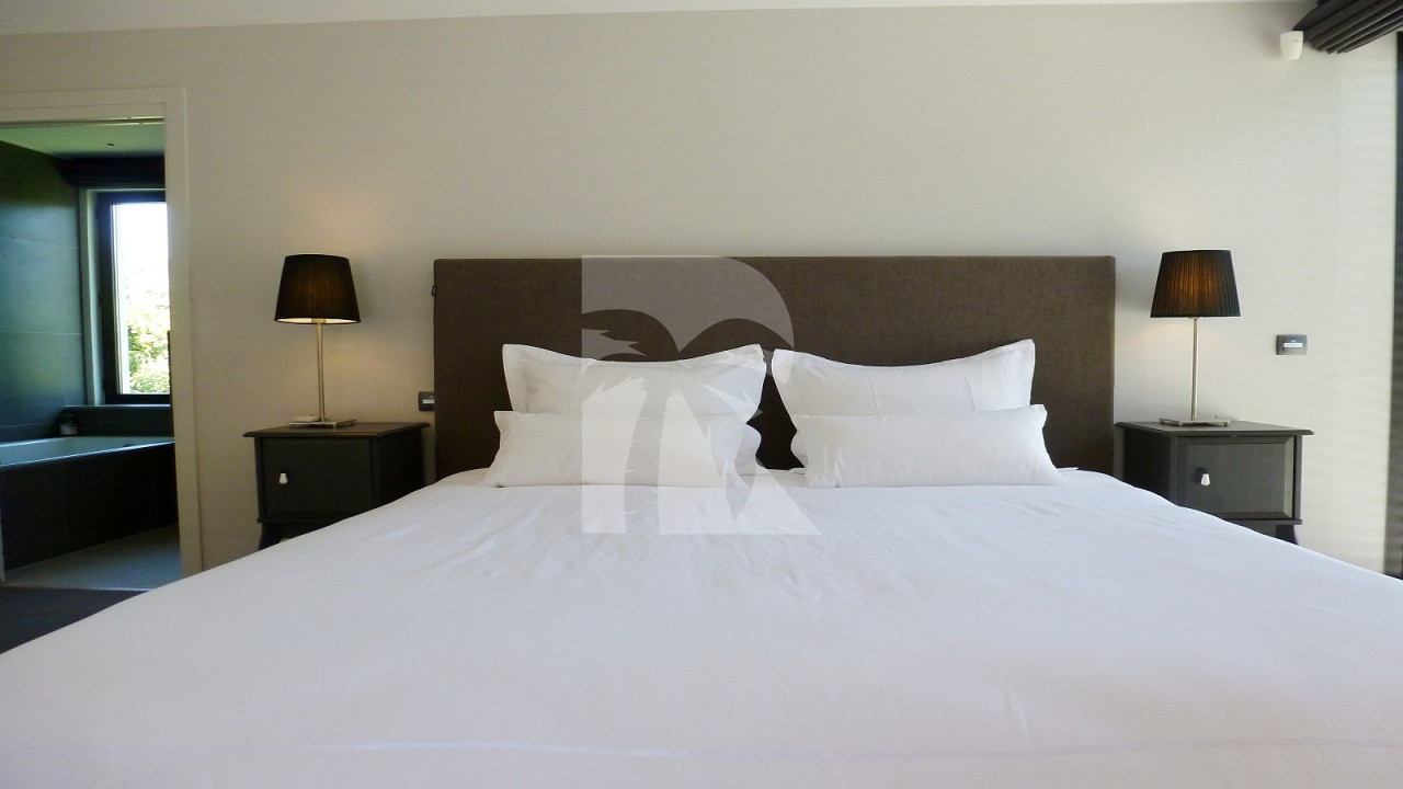 villa in Gassin : Rent this contemporary villa ideally located in St Tropez - Photo 11