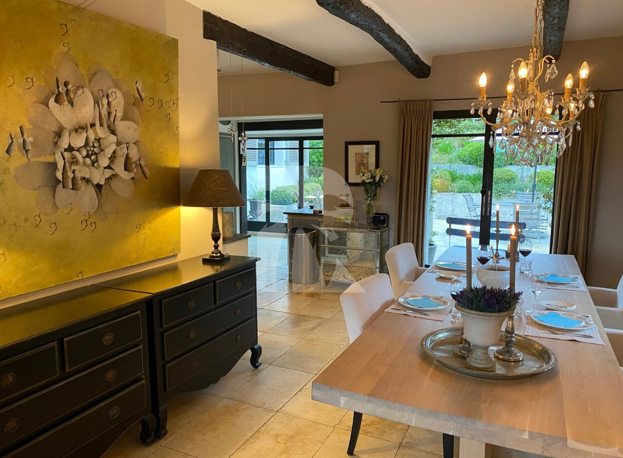 villa in Valbonne : Rent this wonderful Mas located within walking distance to the wonderful village of Valbonne - Photo 5