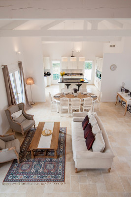 villa in Mougins : Rent stunning Villa walking distance to Mougins Village, entirely refurbished and modern - Photo 7