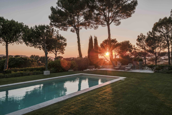 villa in Mougins : Rent incredible and unique villa in Mougins with 360 views - Photo 133
