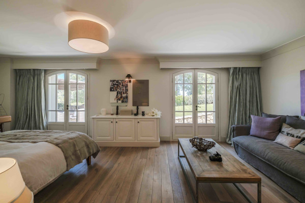 villa in Mougins : Rent incredible and unique villa in Mougins with 360 views - Photo 76