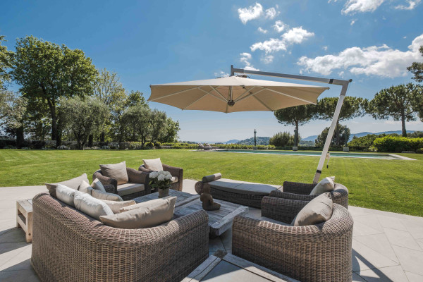 villa in Mougins : Rent incredible and unique villa in Mougins with 360 views - Photo 18