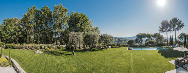 villa in Mougins : Rent incredible and unique villa in Mougins with 360 views - Photo 24