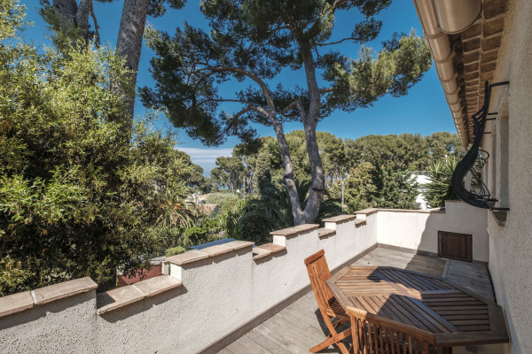 villa in Cap d'Antibes : Rent this charming Villa close to the Garoupe Beach on Cap d Antibes - Photo 13