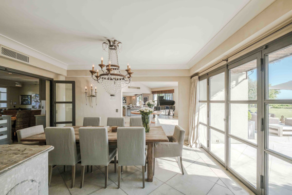 villa in Mougins : Rent incredible and unique villa in Mougins with 360 views - Photo 97