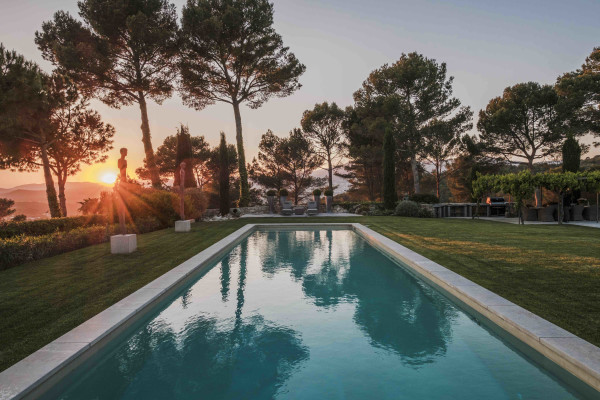 villa in Mougins : Rent incredible and unique villa in Mougins with 360 views - Photo 134
