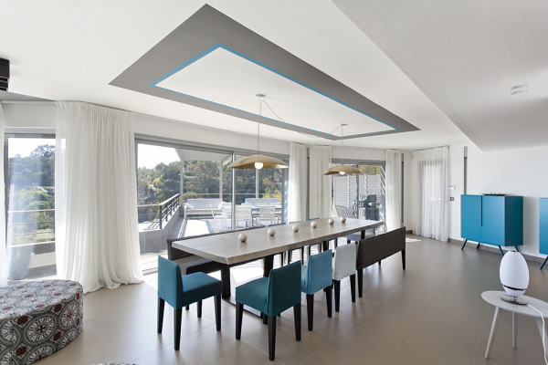 villa in Cannes : Rent modern 6 bedroom villa with swimming pool and sea view in the heights of Cannes - Photo 24