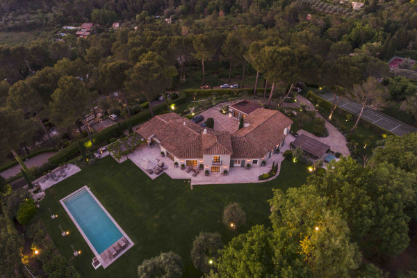 villa in Mougins : Rent incredible and unique villa in Mougins with 360 views - Photo 156
