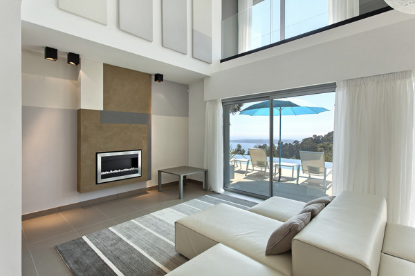 villa in Cannes : Rent modern 6 bedroom villa with swimming pool and sea view in the heights of Cannes - Photo 9