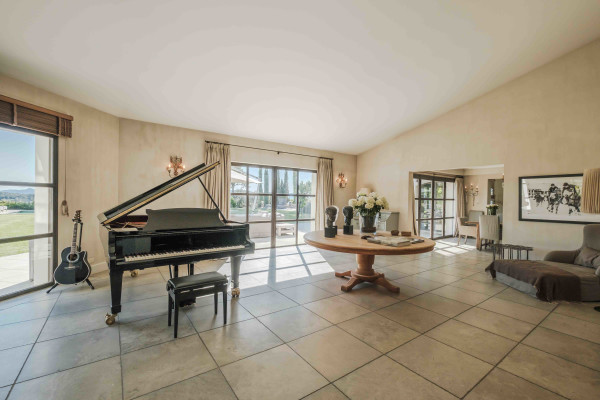 villa in Mougins : Rent incredible and unique villa in Mougins with 360 views - Photo 102