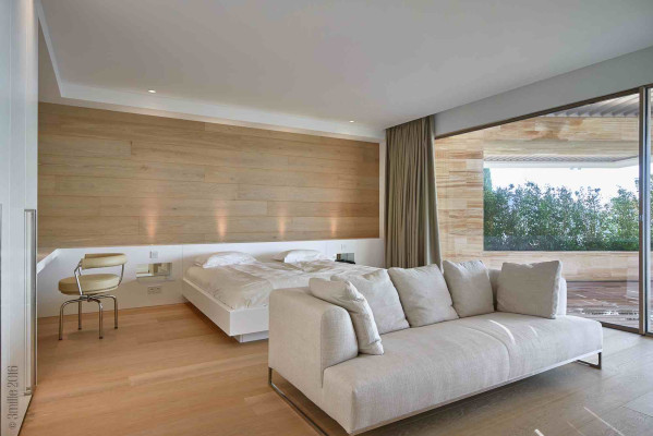 villa in Cannes : Rent incredible 6  bedroom, ultra stylish villa in the hills of Cannes with sea views and in close proximity to the Croisette - Photo 14