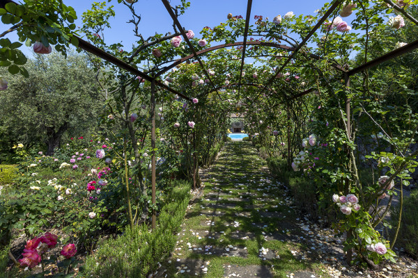 villa in Grasse : Rent this 8 bedrooms provencal villa between Valbonne and Grasse, perfect for family holidays. - Photo 46