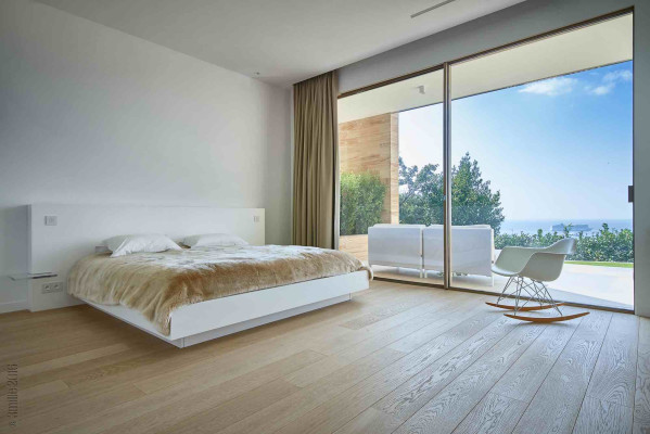 villa in Cannes : Rent incredible 6  bedroom, ultra stylish villa in the hills of Cannes with sea views and in close proximity to the Croisette - Photo 6