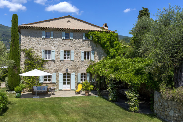 villa in Grasse : Rent this 8 bedrooms provencal villa between Valbonne and Grasse, perfect for family holidays. - Photo 36