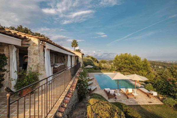 villa in Saint-Paul-de-Vence : Rent 8 bedroom stunning villa in St Paul de Vence with spacious grounds and 2 swimming pools - Photo 68