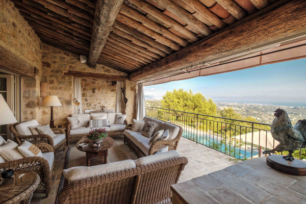 villa in Saint-Paul-de-Vence : Rent 8 bedroom stunning villa in St Paul de Vence with spacious grounds and 2 swimming pools - Photo 67