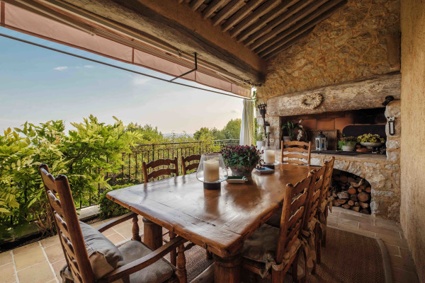 villa in Saint-Paul-de-Vence : Rent 8 bedroom stunning villa in St Paul de Vence with spacious grounds and 2 swimming pools - Photo 82
