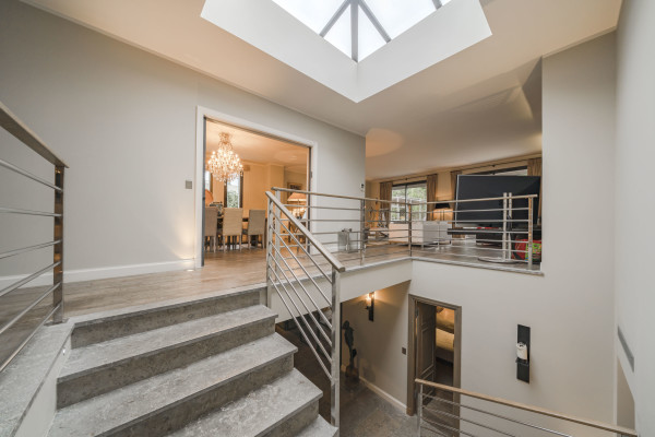 villa in Cannes : Rent Luxury 5 Bedroom Villa on the Croisette in Cannes - Photo 34