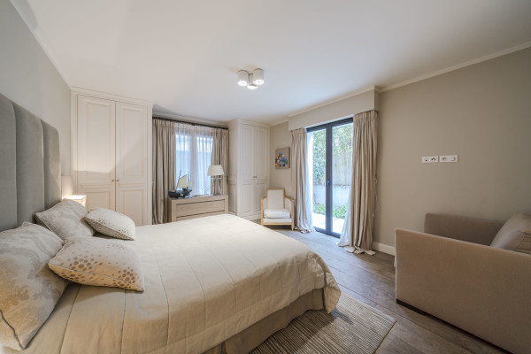 villa in Cannes : Rent Luxury 5 Bedroom Villa on the Croisette in Cannes - Photo 19