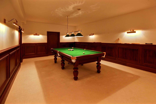 villa in Théoule-sur-Mer : Luxury 7 Bedroom Villa in Theoule sur Mer to Rent - Photo 8