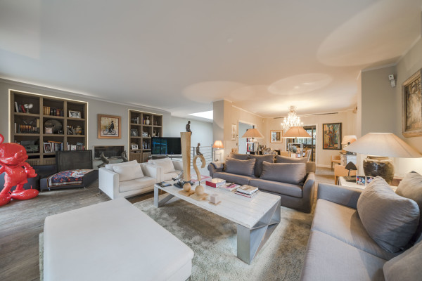 villa in Cannes : Rent Luxury 5 Bedroom Villa on the Croisette in Cannes - Photo 45