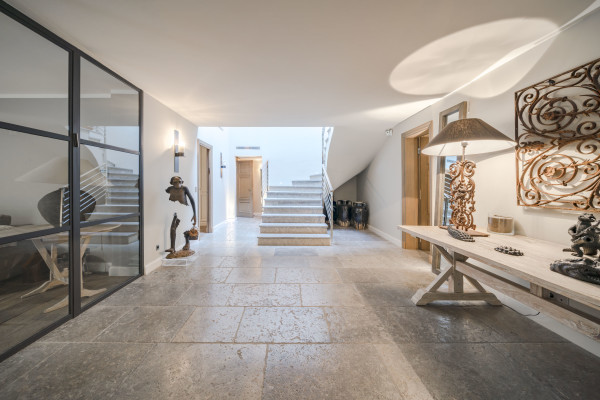 villa in Cannes : Rent Luxury 5 Bedroom Villa on the Croisette in Cannes - Photo 33