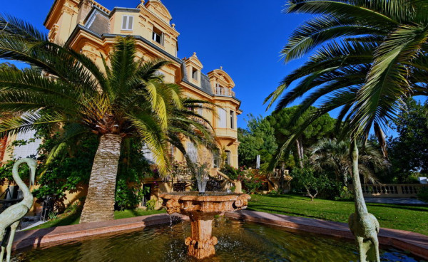 villa in Cannes : Rent Magnificent 8  bedroom Chateau styled villa in the hills of Cannes, ideal for events and large groups - Photo 20