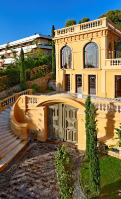 villa in Cannes : Rent Magnificent 8  bedroom Chateau styled villa in the hills of Cannes, ideal for events and large groups - Photo 31