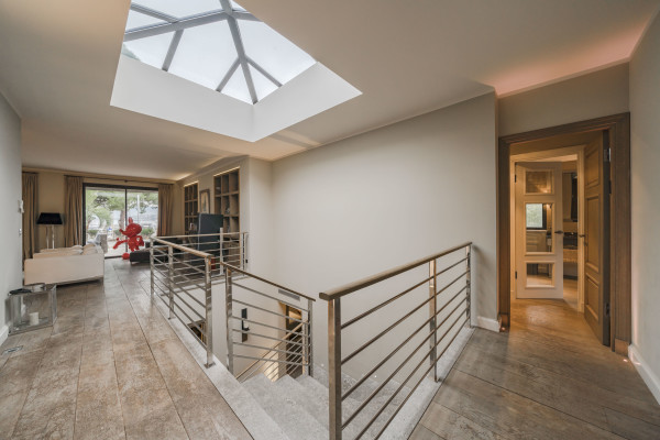 villa in Cannes : Rent Luxury 5 Bedroom Villa on the Croisette in Cannes - Photo 50