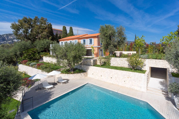 villa in Saint-Jean-Cap-Ferrat : Rent Stunning property in Beaulieu with incredible views over the Sea, Monaco and Cap d'antibes - Photo 7
