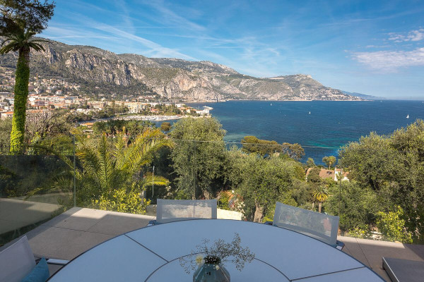 villa in Saint-Jean-Cap-Ferrat : Rent Stunning property in Beaulieu with incredible views over the Sea, Monaco and Cap d'antibes - Photo 4